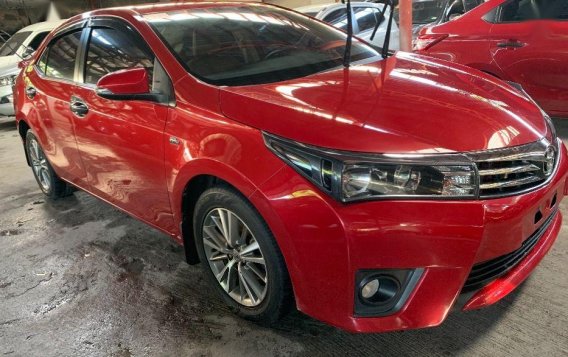 Red Toyota Corolla Altis 2017 for sale Automatic