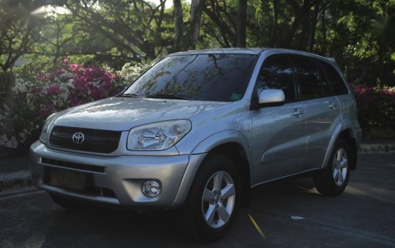 Selling 2nd Hand Toyota Rav4 2004 in Cebu City