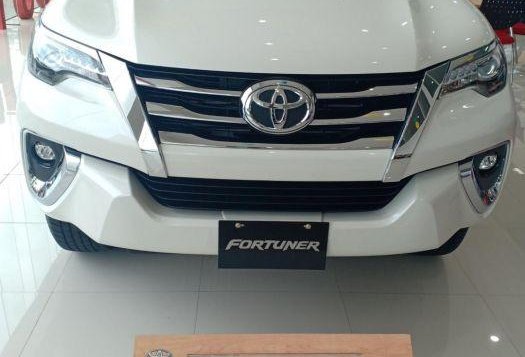 Selling Brand New Toyota Fortuner 2019 in Silang-1