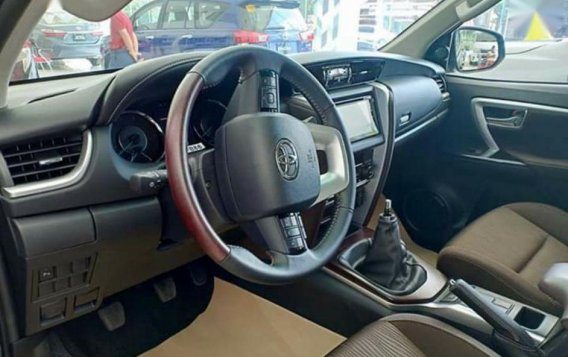 Selling Brand New Toyota Fortuner 2019 in Silang-1
