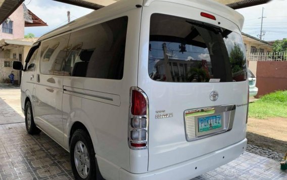 Selling Toyota Hiace 2011 Automatic Diesel in Quezon City-9