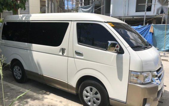 Sell Pearl White 2017 Toyota Hiace in Quezon City