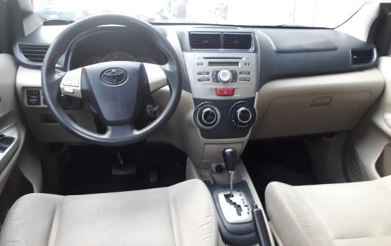 Sell 2nd Hand 2014 Toyota Avanza at 46000 km in Manila-7