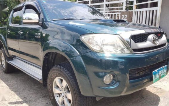 Sell 2nd Hand 2010 Toyota Hilux Automatic Diesel at 87000 km in Quezon City-3