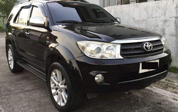 Selling Toyota Fortuner 2011 at 80000 km in Angeles-4