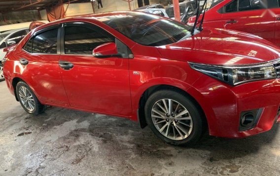 Red Toyota Corolla Altis 2017 for sale Automatic-1