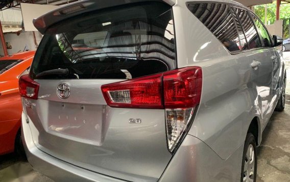 Selling 2nd Hand Toyota Innova 2017 at 6800 km in Quezon City-2