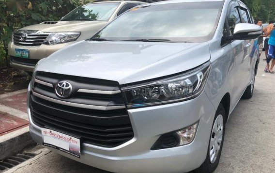 Silver Toyota Innova 2018 for sale in Quezon City-1