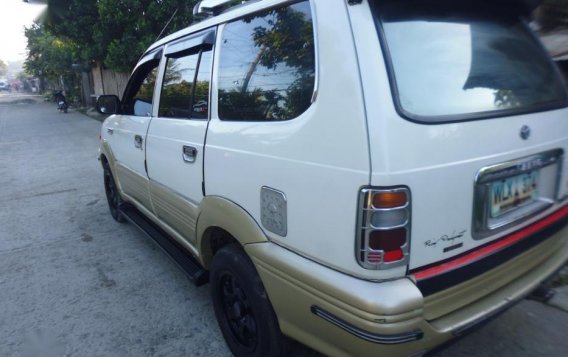 2nd Hand Toyota Revo 2000 at 149000 km for sale in Butuan-5