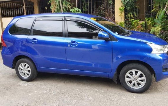 Selling 2nd Hand Toyota Avanza 2017 in Quezon City-2