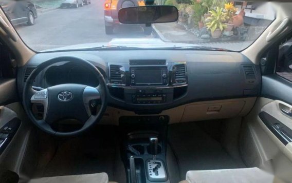 White Toyota Fortuner 2014 at 70000 km for sale in Cebu City-2