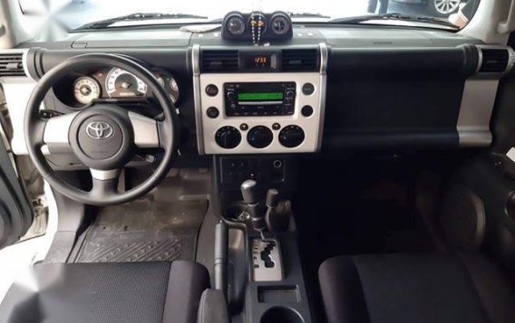 Selling Toyota Fj Cruiser 2015 Automatic Gasoline in Antipolo-1