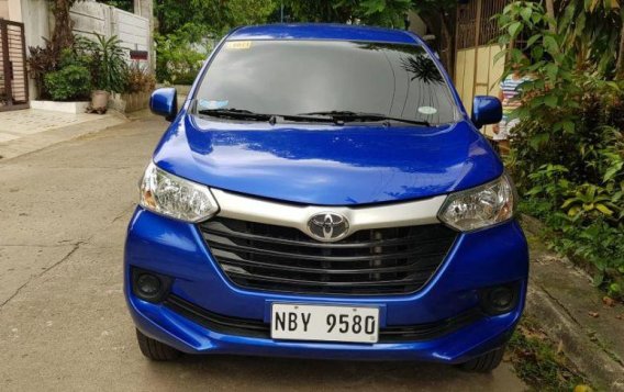 Selling 2nd Hand Toyota Avanza 2017 in Quezon City-1