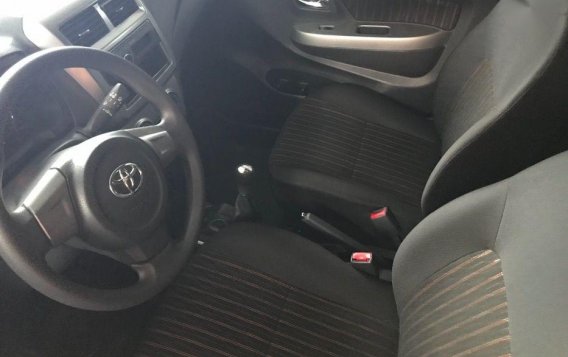 Silver Toyota Wigo 2019 at 3000 km for sale in Quezon City-4