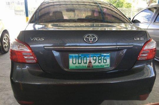 Selling Grey Toyota Vios 2013 Automatic Gasoline at 37000 km -5