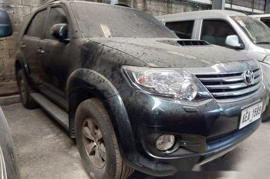 Grey Toyota Fortuner 2015 at 73000 km for sale in Makati-1