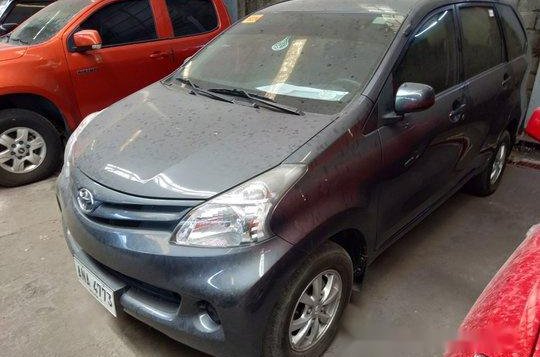 Grey Toyota Avanza 2015 at 21000 km for sale in Makati-3