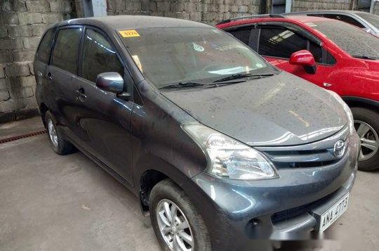 Grey Toyota Avanza 2015 at 21000 km for sale in Makati