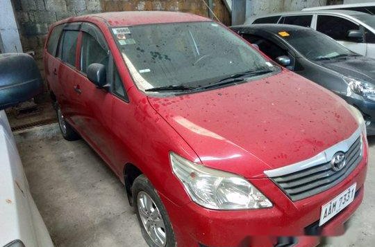 Sell Red 2014 Toyota Innova Manual Gasoline at 66000 km in Makati-1