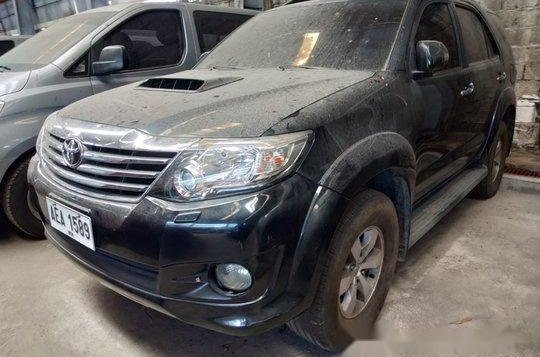 Grey Toyota Fortuner 2015 at 73000 km for sale in Makati-3