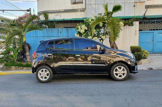 Black Toyota Wigo 2016 at 25000 km for sale -4