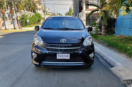 Black Toyota Wigo 2016 at 25000 km for sale -1