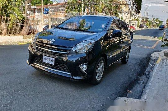 Black Toyota Wigo 2016 at 25000 km for sale -2