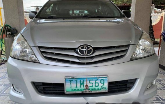 Selling Toyota Innova 2012 at 90000 km -1