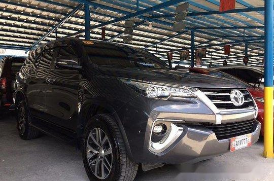 Selling Grey Toyota Fortuner 2018 Automatic Gasoline at 9000 km in Parañaque-1