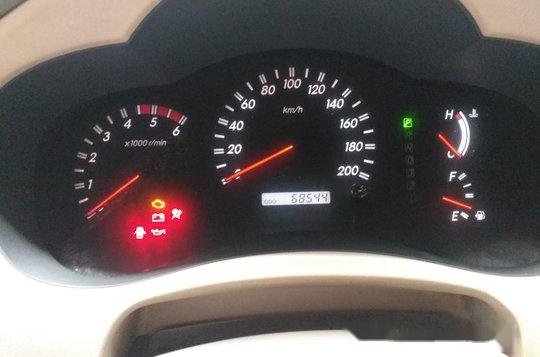 Silver Toyota Innova 2007 at 68544 km for sale-4