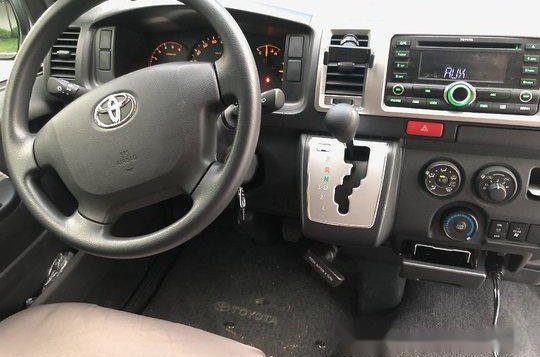 Selling Black Toyota Hiace 2018 Automatic Diesel -2