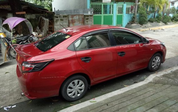 Red Toyota Vios 2017 for sale in Quezon City -5