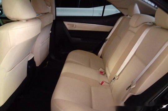 Sell Black 2018 Toyota Corolla Altis in Mandaluyong-6