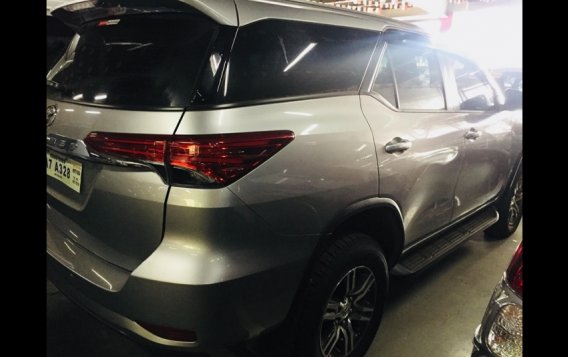 Selling  Toyota Fortuner 2018 Automatic Gasoline at 12844 km -7