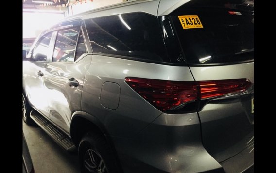 Selling  Toyota Fortuner 2018 Automatic Gasoline at 12844 km -4