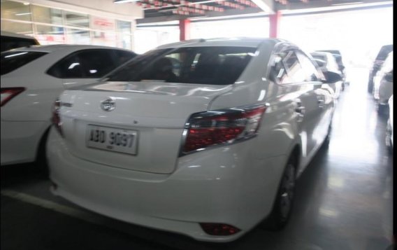 Selling White Toyota Vios 2015 Sedan in Manila-4