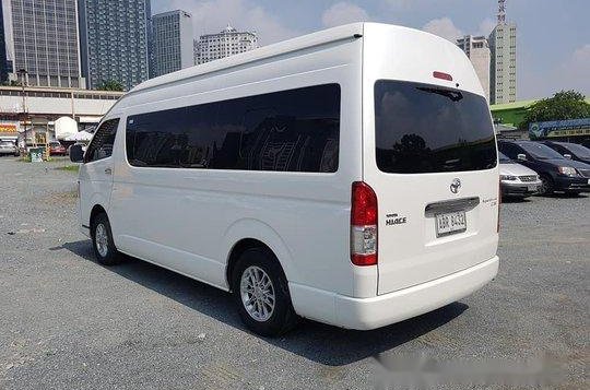 Selling White Toyota Hiace 2016 at 42000 km in Pasig-4