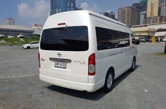 Selling White Toyota Hiace 2016 at 42000 km in Pasig-3