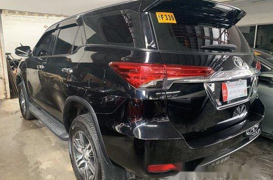 Selling Black Toyota Fortuner 2018 in Quezon City-2
