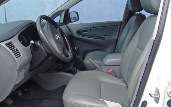 2010 Toyota Innova for sale in Mandaue -4