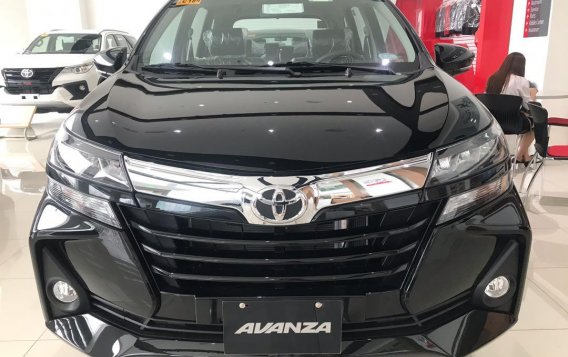 Selling Brand New Toyota Avanza G Automatic in Valenzuela