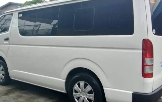 Selling Used Toyota Hiace 2016 Manual Diesel in Quezon City -3