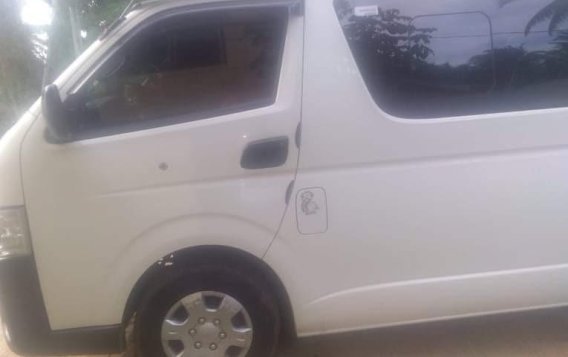 Sell Used 2018 Toyota Hiace at 50000 km -2