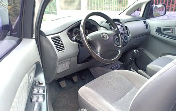 2011 Toyota Innova for sale in Cabatuan-3