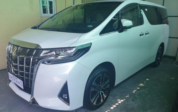 2019 Toyota Alphard for sale in Quezon City -4