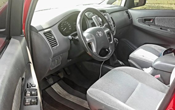 2013 Toyota Innova for sale in Quezon City -8