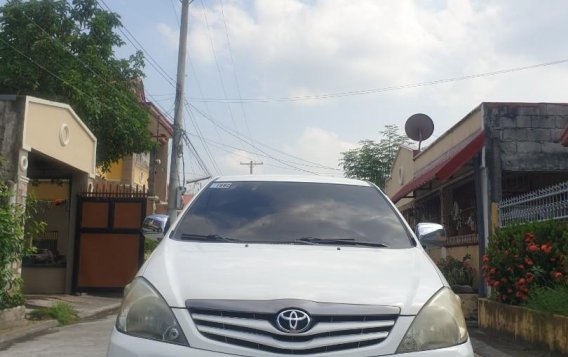 2010 Toyota Innova for sale in Pampanga -1