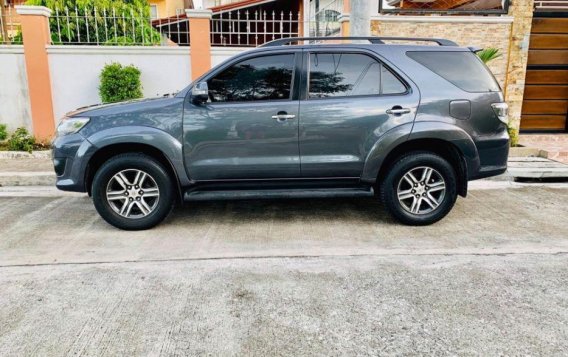 2012 Toyota Fortuner for sale in Bacoor-4