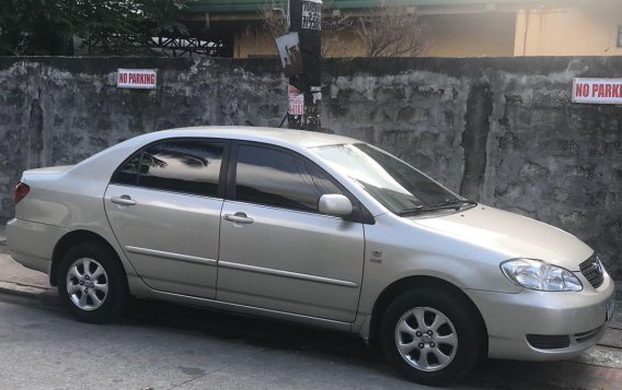 Toyota Corolla Altis 2005 Automatic Gasoline for sale 