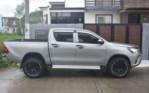 2016 Toyota Hilux for sale in Bulacan -2